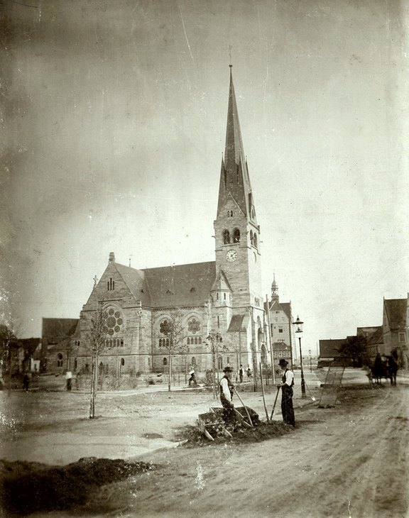 Ansicht der Himmelfahrtskirche (um 1900) 